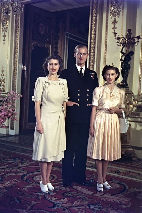 Elizabeth could be as ruthless and calculating as any king before her but at the same time she was vain, sentimental and easily swayed by flattery. In Photos: Queen Elizabeth & Princess Margaret—Before the ...