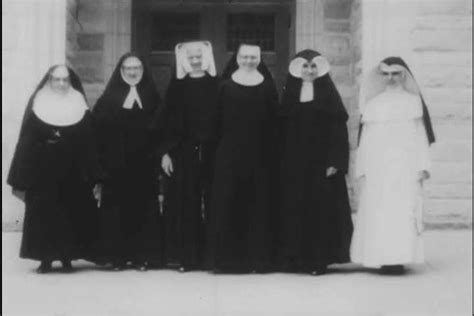 Nuns In Traditional Habits Telegraph