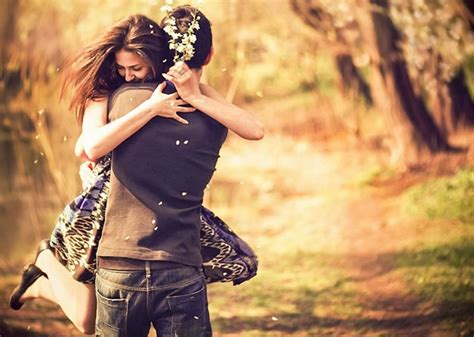 5 Amazing Things Happy Couples Do Signs Of A Happy Couple