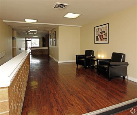 Beautiful & modern 2 bedroom apartments in warren. Parkview Tower Apartments Apartments - Warren, MI ...