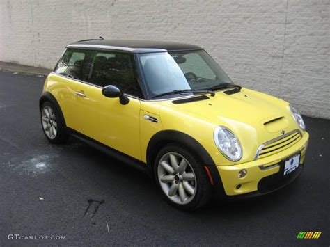 2003 Liquid Yellow Mini Cooper S Hardtop 15781873 Car