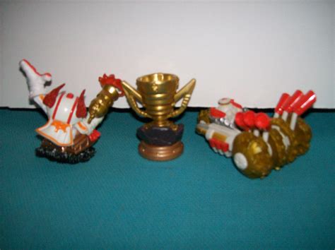 Skylanders Superchargers Double Dare Trigger Happy Gold Rusher And