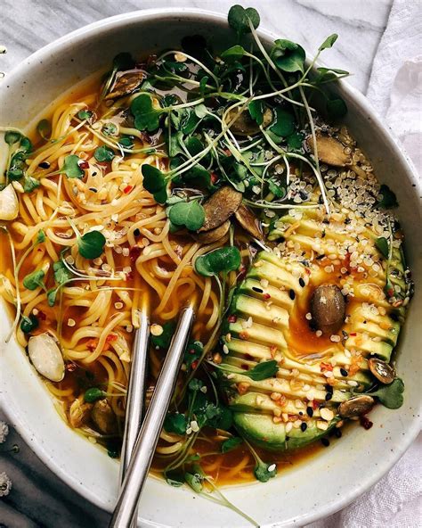 Ramen noodles are a popular food, but their processed ingredients might make you think twice before chowing down. "Mmm noodle soup" - Joey Tribbiani 👏🏻 My thoughts exactly ...