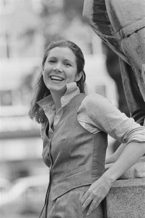 Carrie Fisher 1977 9gag