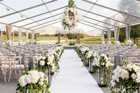 How To Have A Beautiful Weather Safe Outdoor Wedding Tent Wedding