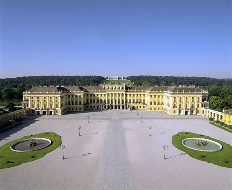 Die suite befindet sich im osttrakt des hauptgebäudes. Pressefotos Austria Trend Schloss Schönbrunn Grand Suite ...