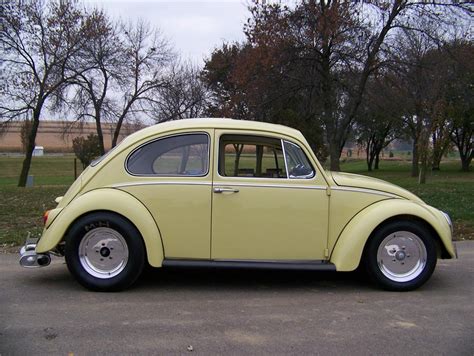 Engine, horsepower, torque, dimensions and mechanical details for the 1970 volkswagen beetle. 1970 VOLKSWAGEN BEETLE CUSTOM COUPE - 81177