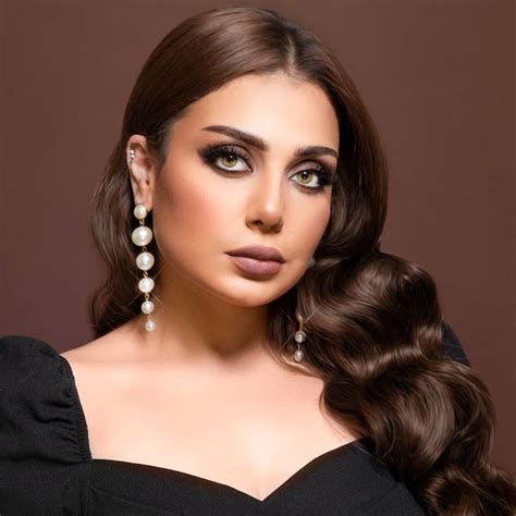عتبي على علماء سوء ينصرون اليهود و النصارى بكلماتهم وفتاواهم ويزهدون في نصرتنا ولو بكلمة. زينب فياض ابنة هيفا وهبي تعلن وفاة جدها - جريدة نورت