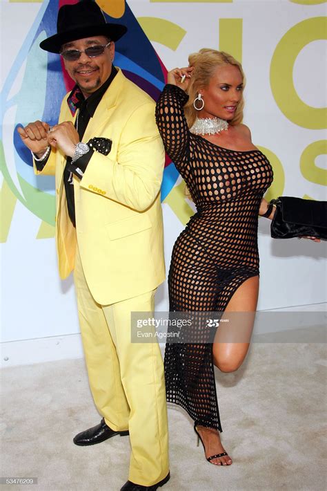 News Photo Ice T And Wife Coco Arrive At The 2005 MTV Video Mtv