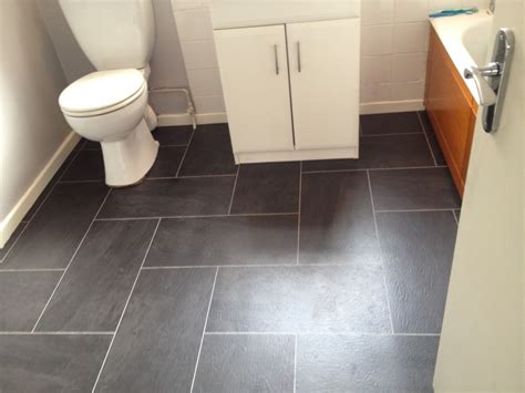 A Safe Bathroom Floor Tile Ideas For Safe And Healthy