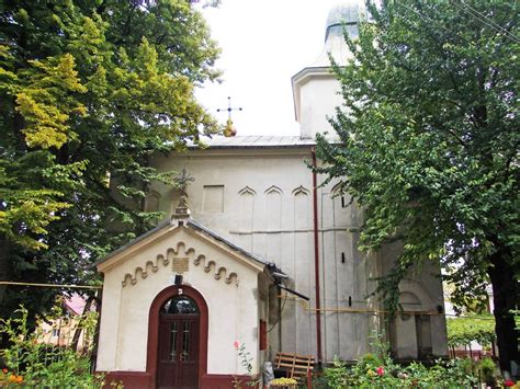 Iudeii sărbătoreau atunci sărbătoarea sfârşitului strângerii recoltei şi comemorarea primirii legii pe muntele sinai. Biserica „Pogorârea Sfântului Duh" Curelari ( 1663 ) din ...