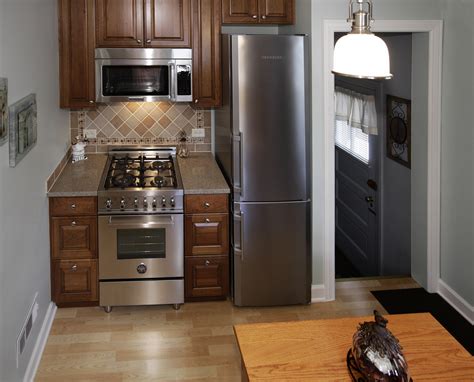 A kitchen remodel can take anywhere from a couple of months some remodelers may experience a few hiccups along the way, but with a plan in place, a. Small Kitchen Remodel, Elmwood Park IL - Better Kitchens