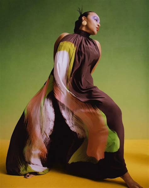 Model Paloma Elsesser In Bold Summer Style In Vogue Spain April 2022 Editorial Photography