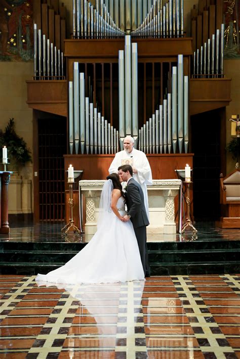 First Kiss As Husband And Wife Wedding Dresses Fashion Husband Wife