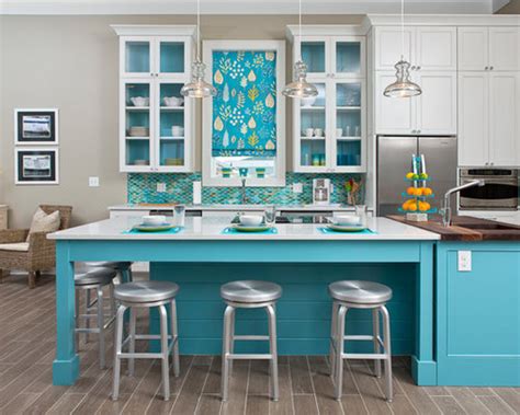 The perfect turquoise kitchen decor can transform your kitchen into a sanctuary. Turquoise Backsplash | Houzz