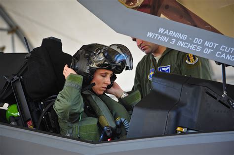 Christine Mau Becomes First U S Female Pilot To Fly F Lightning Ii