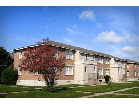 The brick homes and low maintenance buyers at palmetto creek have a choice of brick custom homes, patio homes and townhomes. Palmetto Apartments Apartments - New Orleans, LA ...