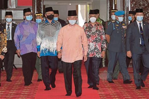 Cepat, berintegriti, produktif, taat setia dan bersifat sedia membantu bagi mengisi kekosongan jawatan. Agong kurnia sumbangan MAIWP kepada veteran ATM [METROTV ...