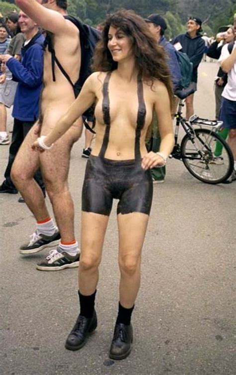 Full Frontal At Bay To Breakers 2001 18 Pics XHamster