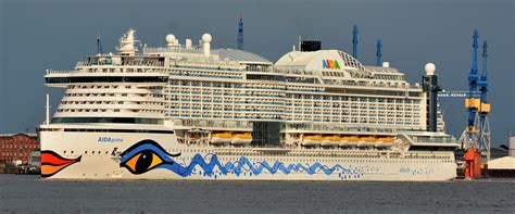 Aidaprima is the flagship of aida cruises, built by mitsubishi shipbuilding at their shipyard in nagasaki, japan. AIDA Prima - Schiffsposition - Schiffsradar - Live