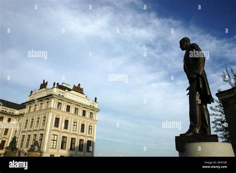 Prague Czech Republic The Tomas Garrigue Masaryk Statue And The Hrad
