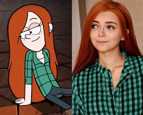 Awesome Cosplayer Who Can Turn Herself Into Anyone