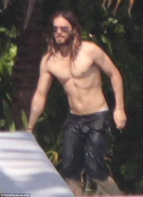 Jared Leto Shows Off His Toned Body As He Kayaks In Mexico To Celebrate Nd Birthday Daily