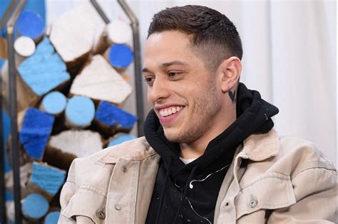 Peter michael davidson (born november 16, 1993) is an american comedian, actor, writer and producer. Pete Davidson Returns to 'Saturday Night Live'