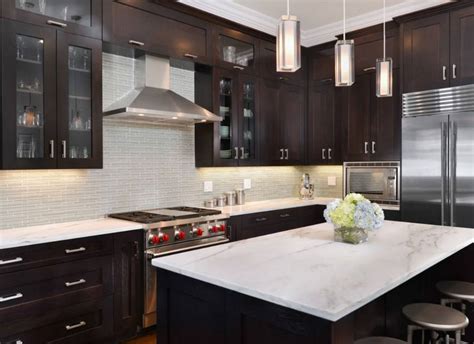 Kitchens With Dark Cabinets ★ Kitchen Paint Colors With Dark Cabinets