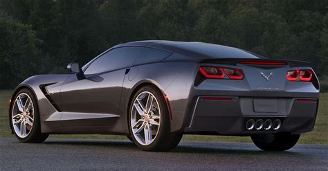 2014 Chevrolet Corvette Stingray Officially Revealed In Detroit Drive