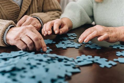 20 Best Free Brain Games For Seniors To Try 2022