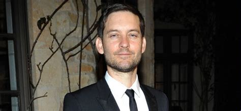 Great Gatsby Tobey Maguire Haircut