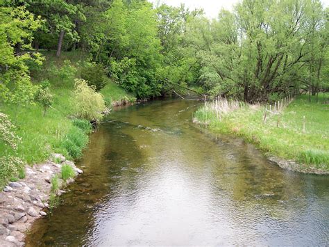 File:Fish Hook River.jpg - Wikimedia Commons