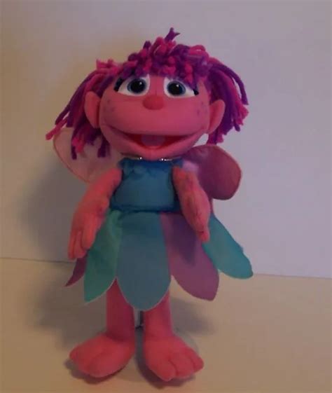 Abby Cadabby Sesame Street Hasbro Fairy Wings Doll Pigtails Pink Purple
