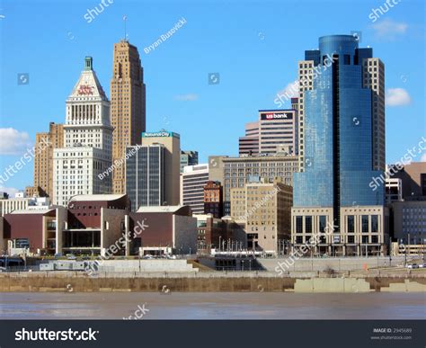 View Buildings Downtown Cincinnati Ohio Stock Photo 2945689 Shutterstock