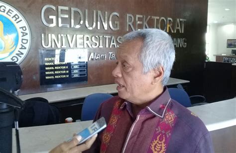 Tiga Nama Terpilih Dalam Tahapan Pemilihan Rektor Unp Top Sumbar