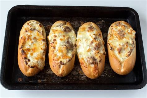 Buffalo chicken bread is an easy stuffed bread recipe uses pizza dough filled with spicy buffalo chicken and cheese. Creamy Garlic & Mushroom Stuffed Bread Rolls - Nicky's ...