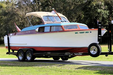 No Reserve 1956 Chris Craft 25 Express Cruiser With Trailer For Sale