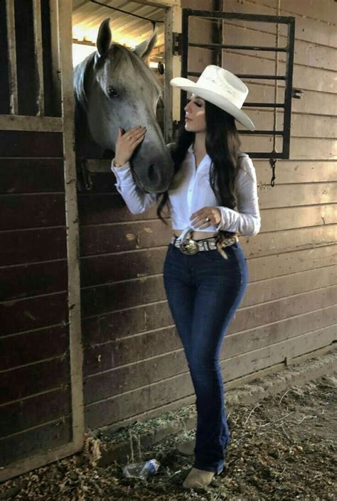 Pin By Marvia C On Vaquera Sexy Cowgirl Outfits Cowgirl Outfits For