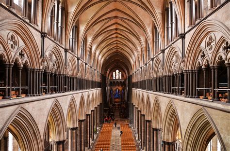 Early English Style The Interior Of Salisbury Cathedral 3696x2448