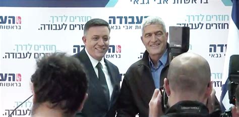 מיכאלי, שהגישה את התוכנית לצד רון קופמן, אמרה במהלך דיון בנושא גלעד שליט כי היא חושבת שנשים לא צריכות לשלוח את ילדיהן לצבא. הערכות: טל רוסו יפרוש מן הכנסת עוד לפני השבעתו כח"כ - גלובס