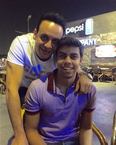 قمرغناء مصطفى عاطف ٌكلمات وألحان تراث صوفي توزيع موسيقي أحمد عادل هندسة صوتية محمد جودة double (a) sound studioناي أحمد خيري عود إسلام القصبجي audio. 25 صورة لـ مصطفى قمر وأولاده... هكذا يتحدث عنهم | ألبوم ...