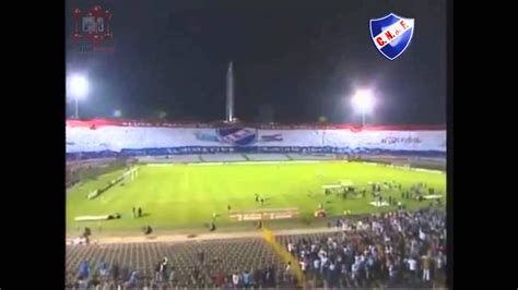 Este compromiso será válido por los cuartos de final de la copa libertadores. La Bandera Mas Grande De El Mundo - Club Nacional De Futbol - Montevideo, Uruguay - YouTube