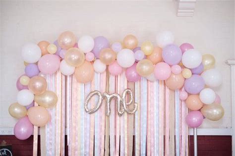 ARCH BALLOON ORGANIC GARLAND | Balloon wall decorations ...