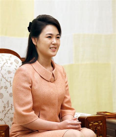 kim jong un ¿quién es ri sol ju la misteriosa esposa del líder de corea del norte [fotos