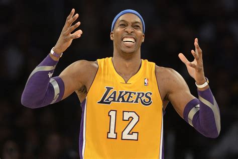 From the laws of physics to the challenges of man, nothing seems to drag dwight howard down. Dwight Howard re-aggravates shoulder against Phoenix Suns ...