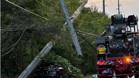 Car Crash Causes Power Outages In Moreland Hills