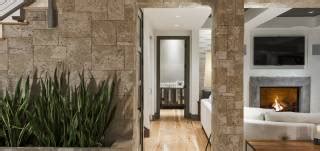 Les couleurs des produits qui sont affichés sur cette page sont aussi fidèles que les techniques actuelles de reproduction photographique et d'impression le permettent. Eldorado Stone Coastal Reef wall cladding