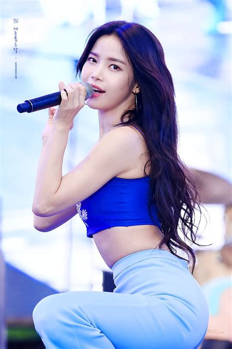 6 Times Mamamoo S Solar Proved She Is A Badass Leader Koreaboo