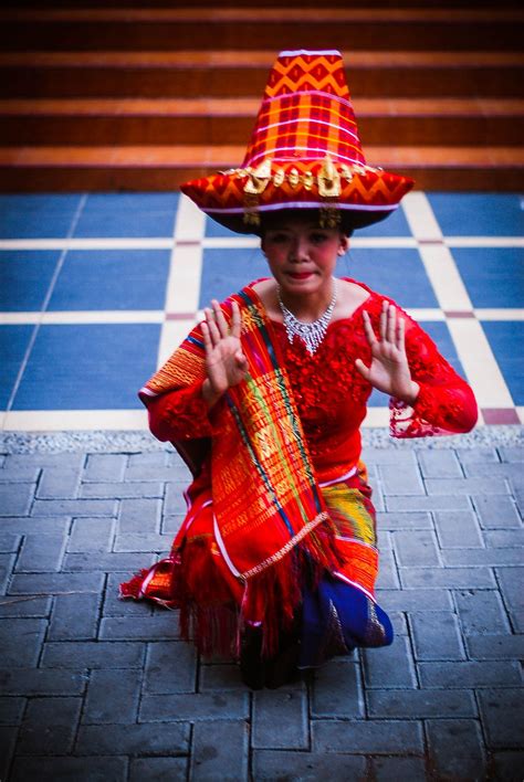 Traditional Dances From Batak Karo North Sumatra Budaya Indonesia